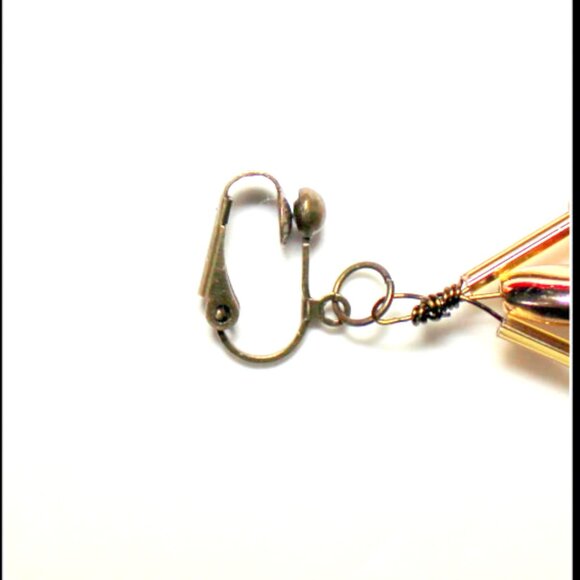 Desperately Seeking 80s Egyptian Nefertiti Earring in Fishhook or Clip-On - Picture 10 of 11